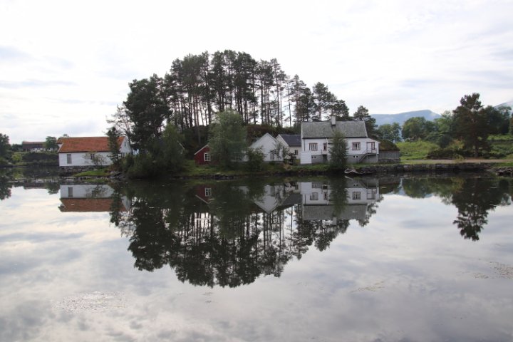IMG_1549.JPG