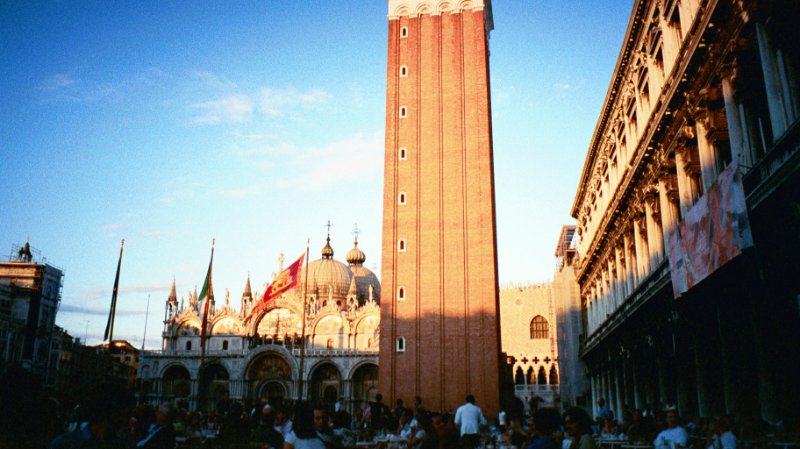 img037A.JPG