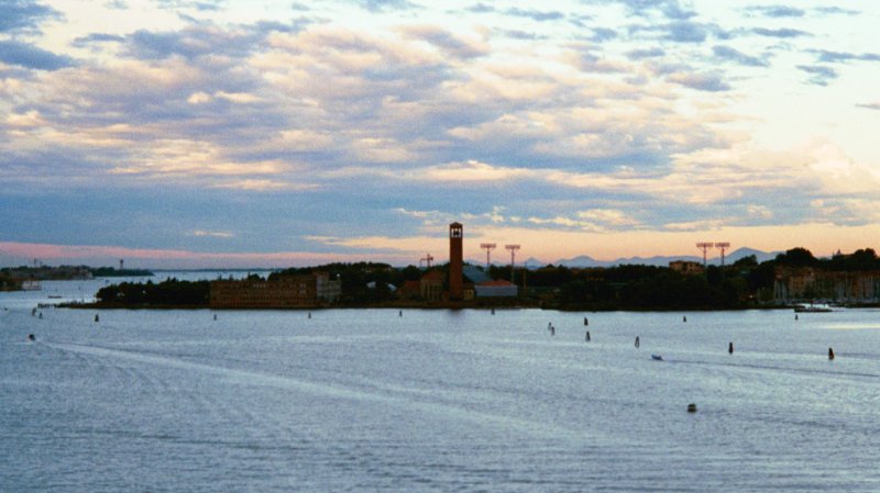 img063.JPG