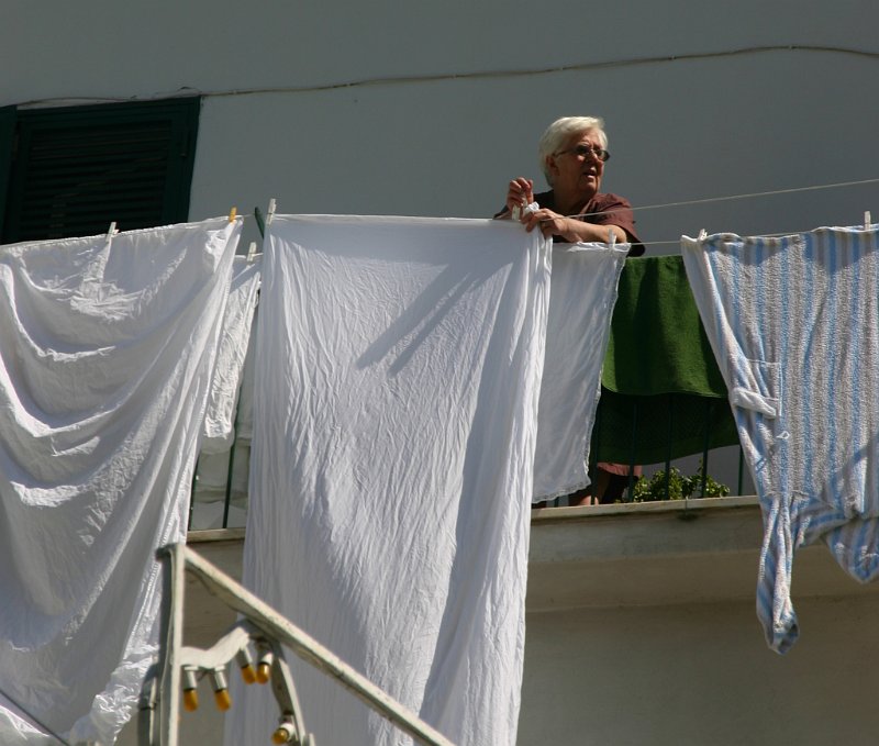 Laundry Amalfi.jpg